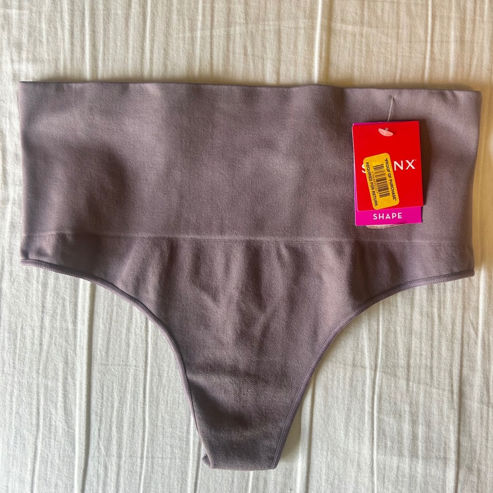 SPANX Thong Undies Undie-Tectable Panties XL